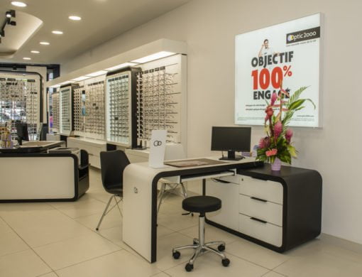 Découvrez Le Métier D'opticien Avec Magali Et Maeva D'Optic 2000