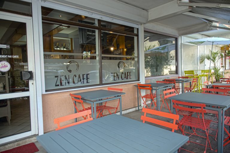 La terrasse du Zen Café à Tahiti