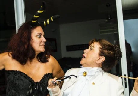 La compagnie de théâtre Champagne.