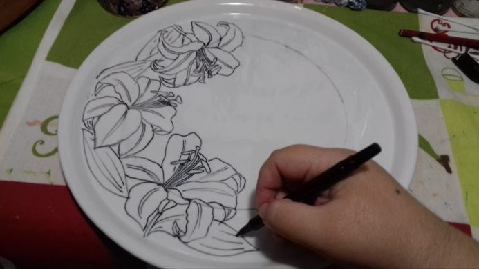 Peinture sur vaisselle Rereata