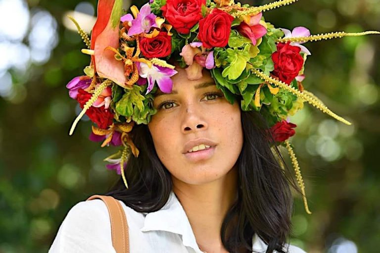 Lei Po'o in Tahiti », pour l'amour des fleurs - Femmes de Polynésie