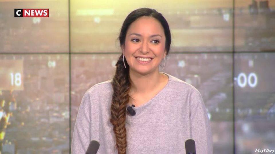 Hinatea Chatal, animatrice radio et télé en Polynésie