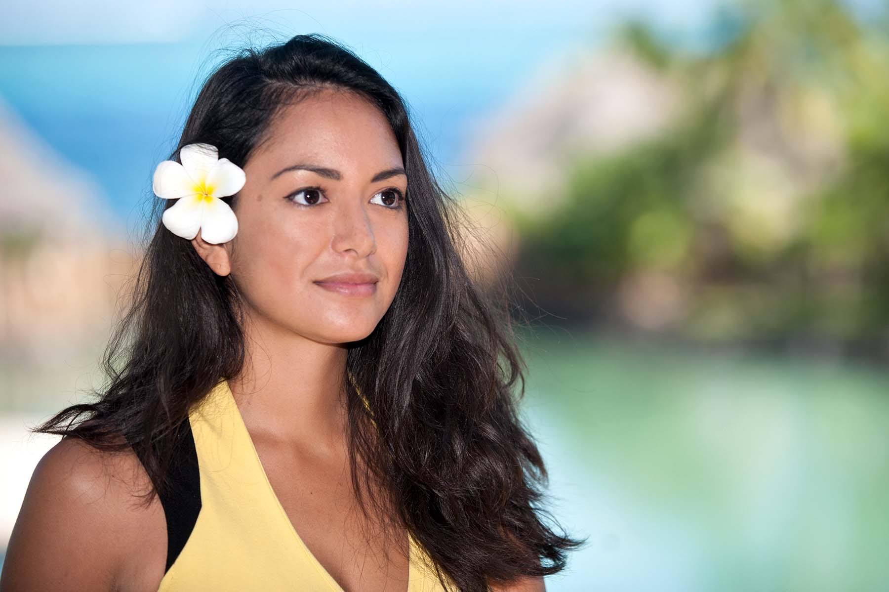 Hinatea Chatal, animatrice télé et radio polynésienne