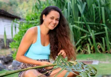 Rehia Itchner, l'art du tressage polynésien