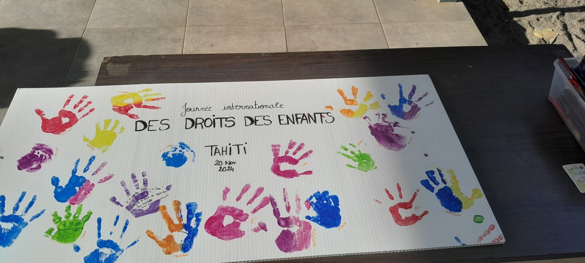 Femmes de Polynésie Vanille Chapman Une enfance sans violence Éducation bienveillante Littérature jeunesse