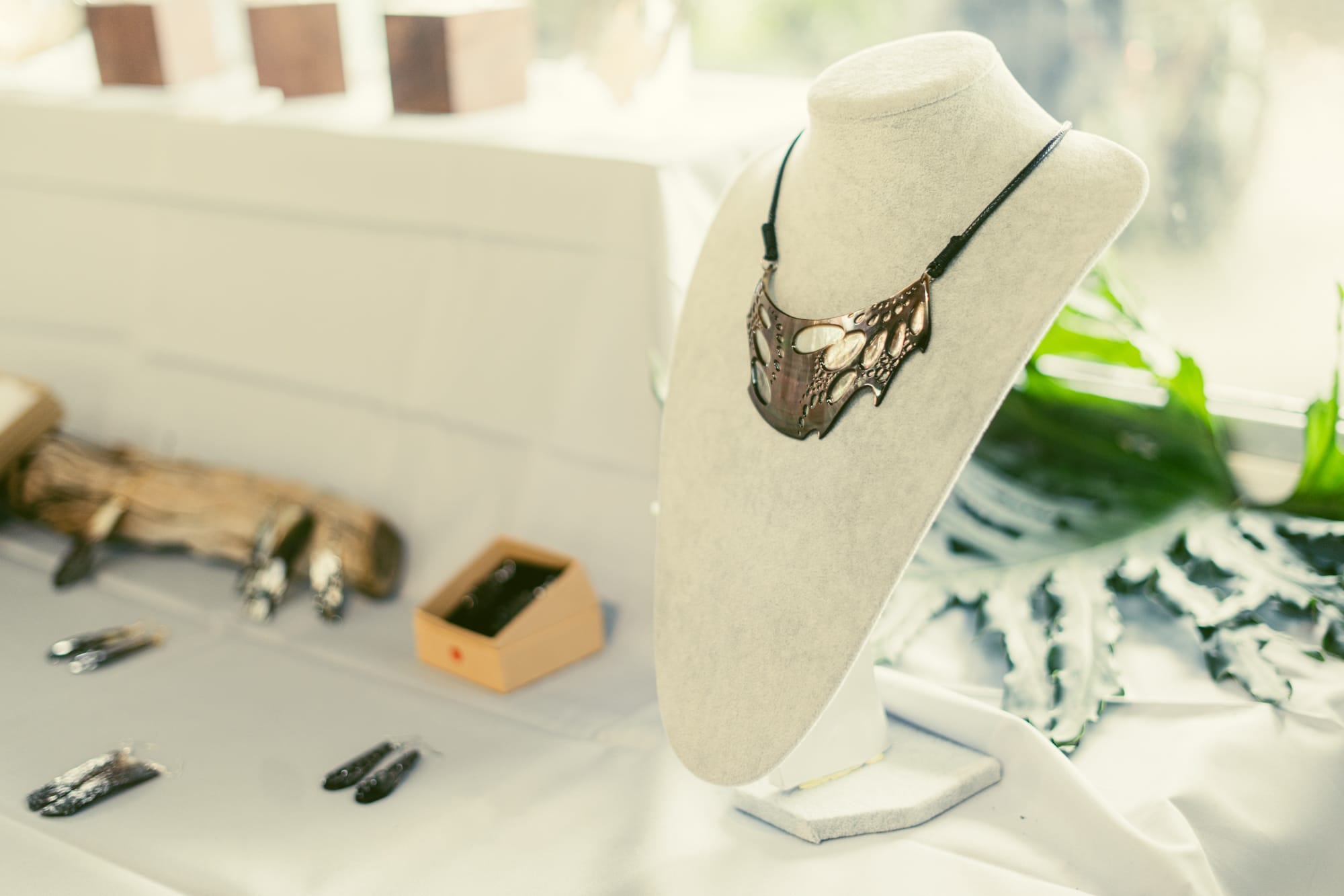 Asano Hoiore, artiste Femmes de Polynésie Crédit : Cartouche Louise-Michèle