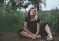 Cartouche Louise-Michèle Photographe Femmes de Polynésie Crédit : Manutea Rambaud