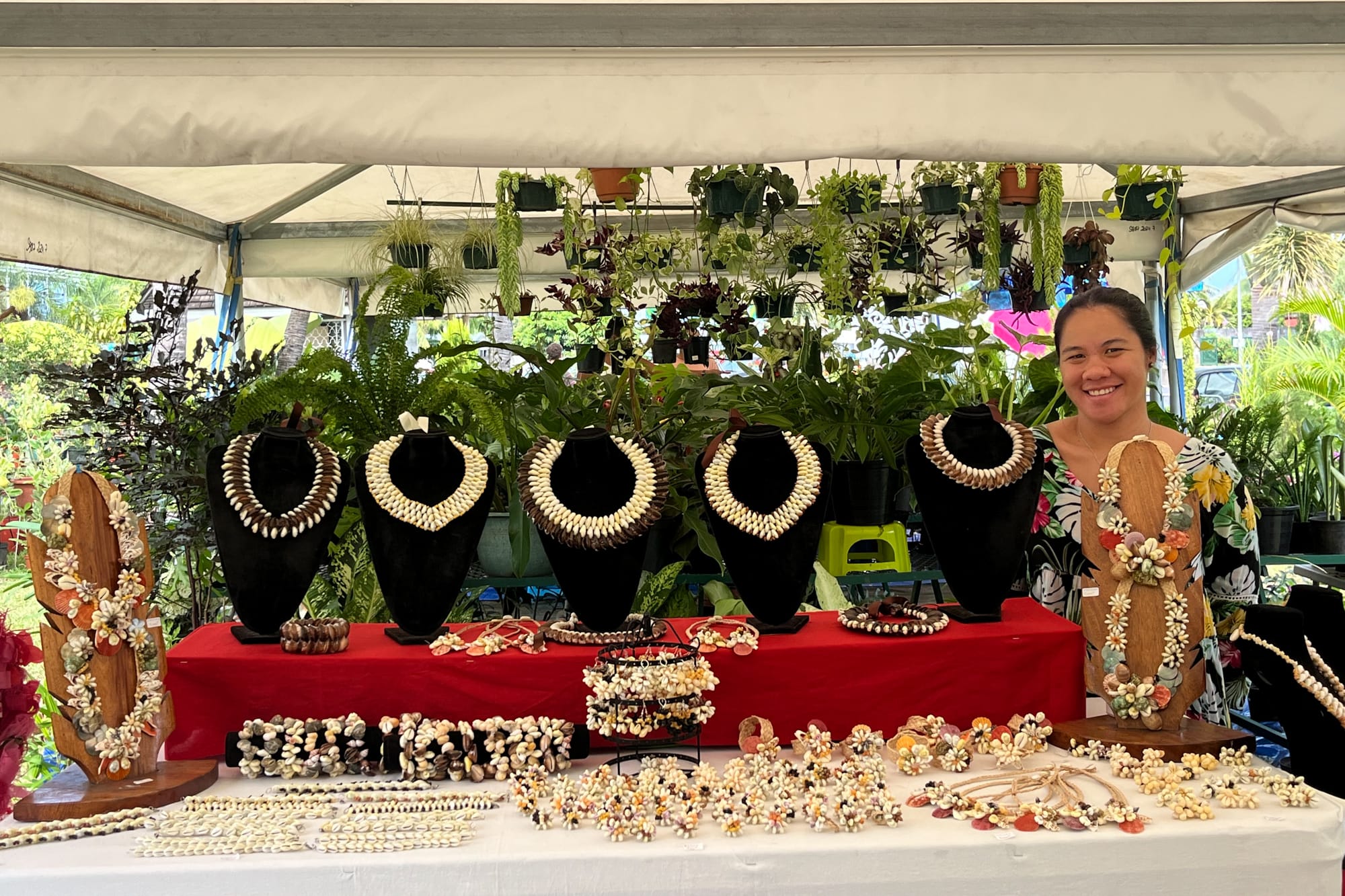 Hinenui Teheiura Artisane, créatrice de bijoux Femmes de Polynésie