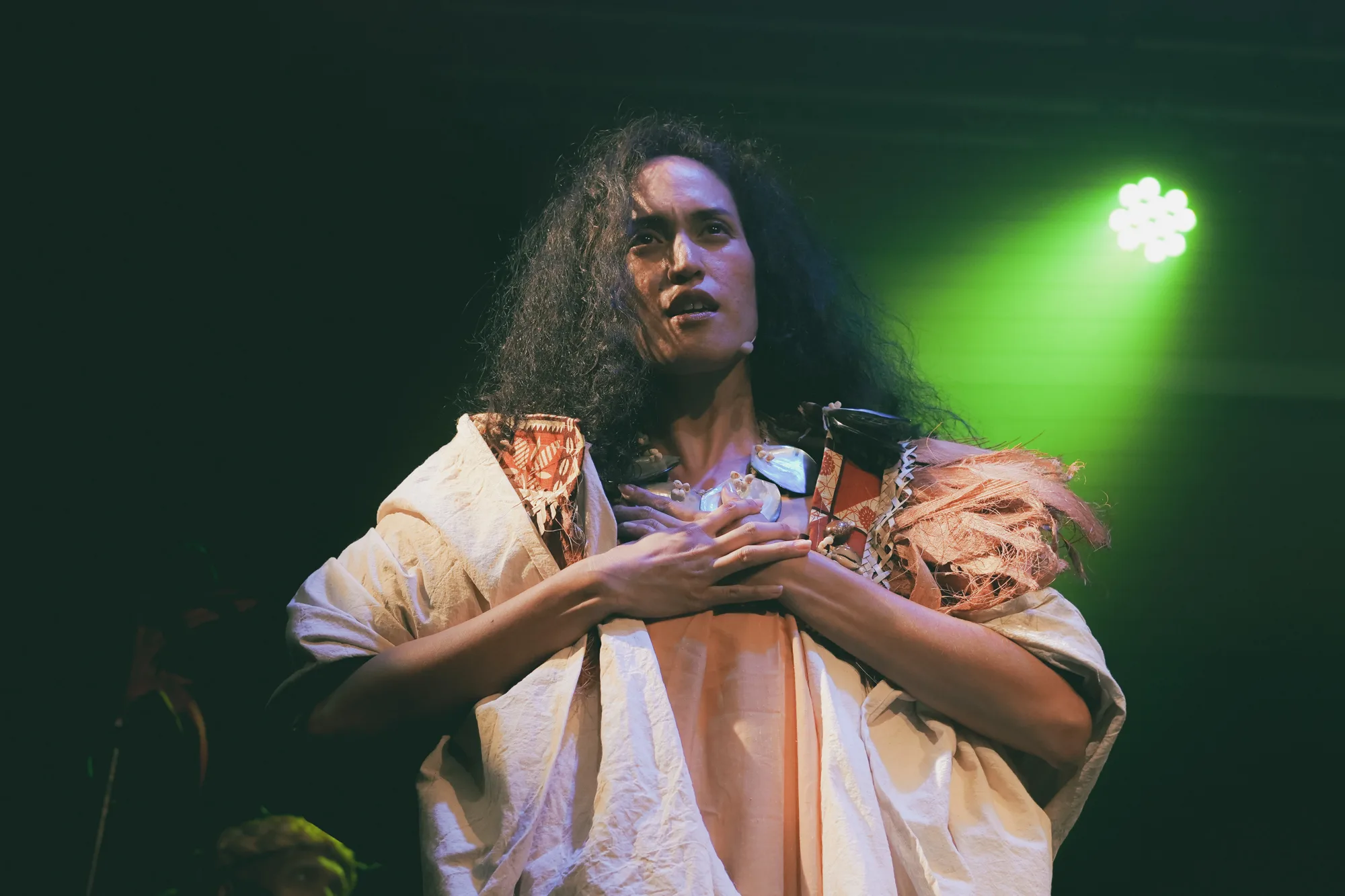 Femmes de polynésie Crédit : Cartouche louise-michèle