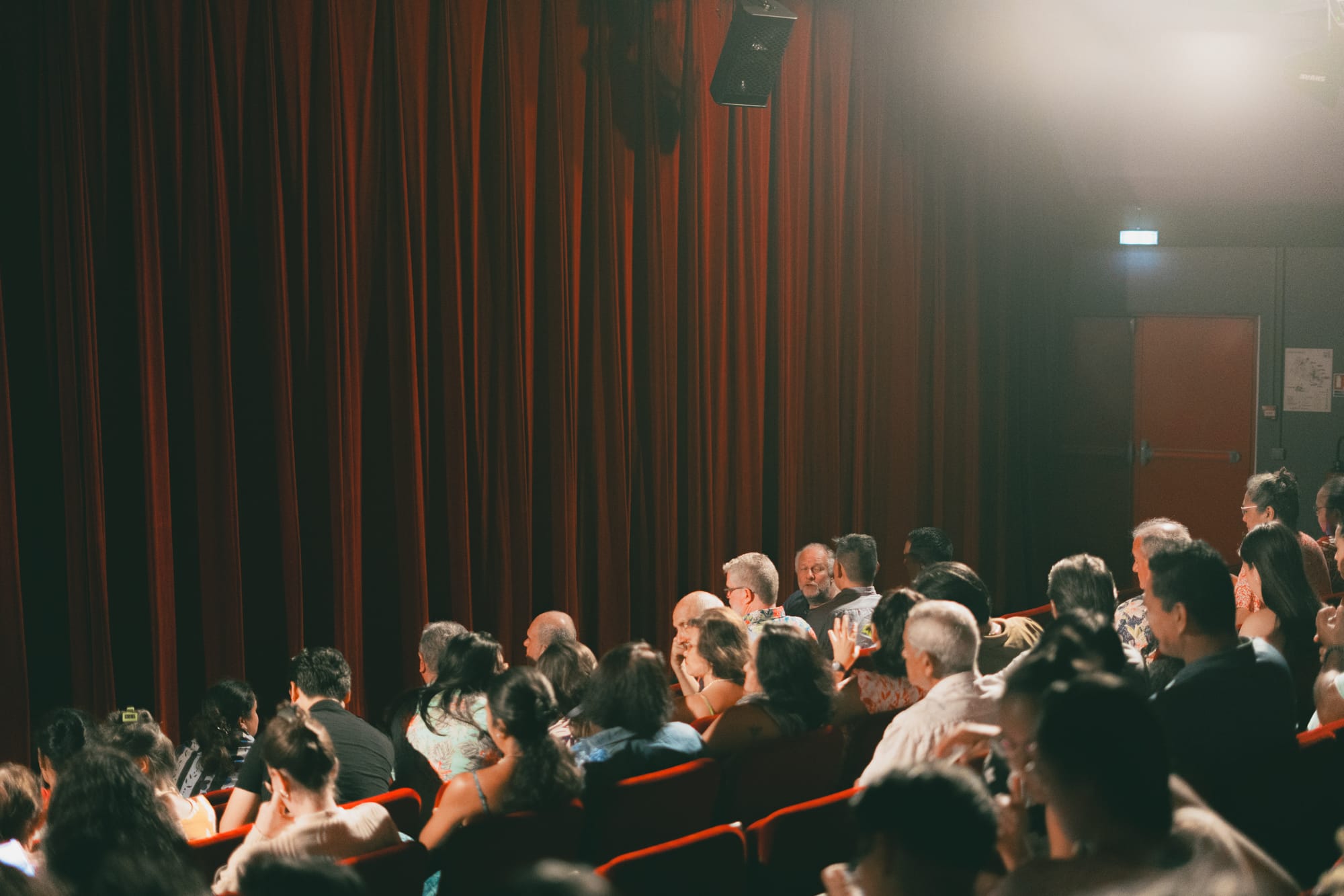 Femmes de polynésie Crédit : Cartouche louise-michèle