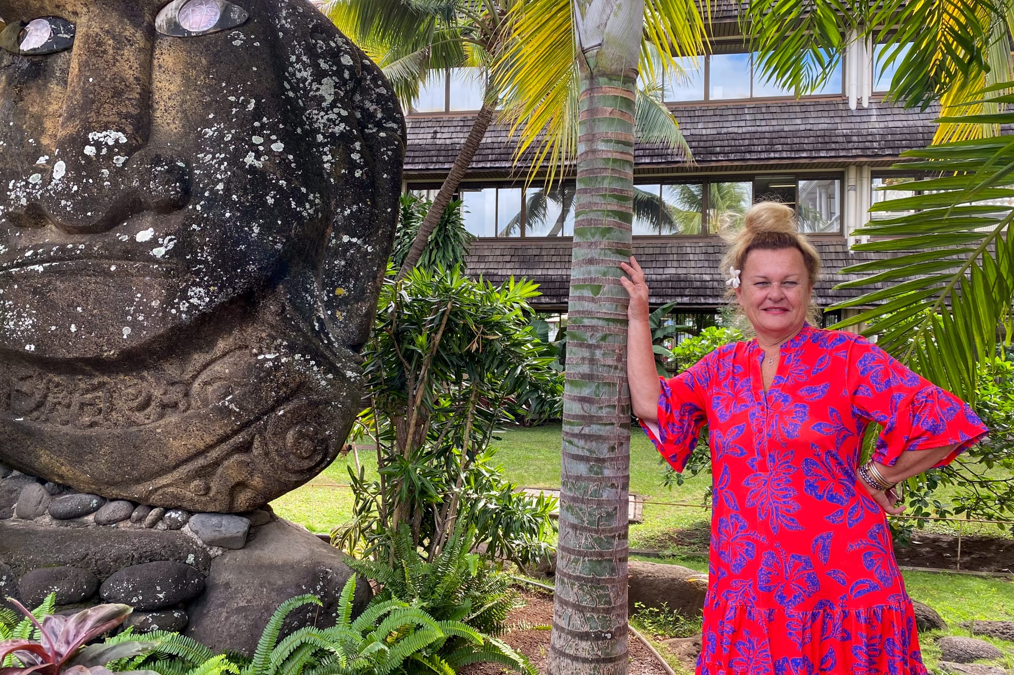 Mareva Aumeran, responsable du service de l'Etat civil à la mairie de Papeete