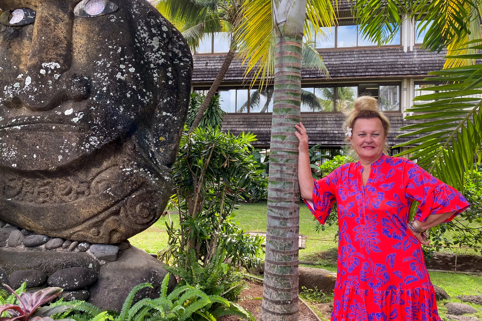 Mareva Aumeran, responsable du service de l'Etat civil à la mairie de Papeete