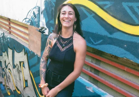 Mathilde Laffont, pierceuse en Polynésie française