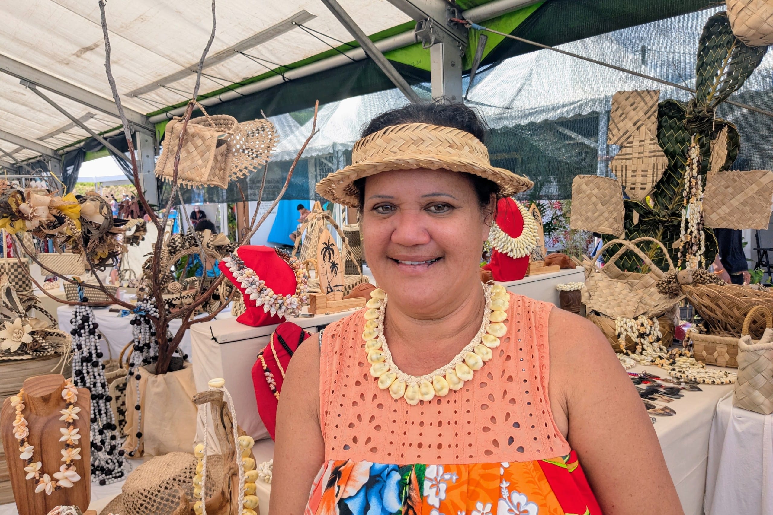 Moeata Tahiri Femmes de Polynésie Artisane Crédit : Pauline Stasi