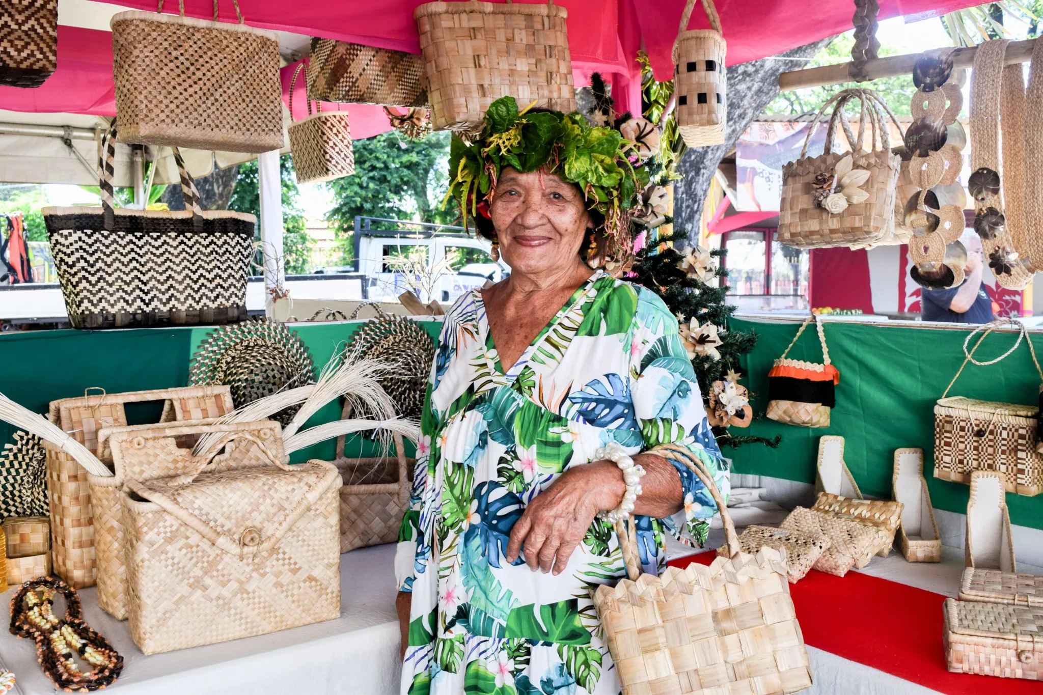 Nathalie Teariki Artisane de Rimatara Femmes de Polynésie Crédit : Lucie Ceccarelli