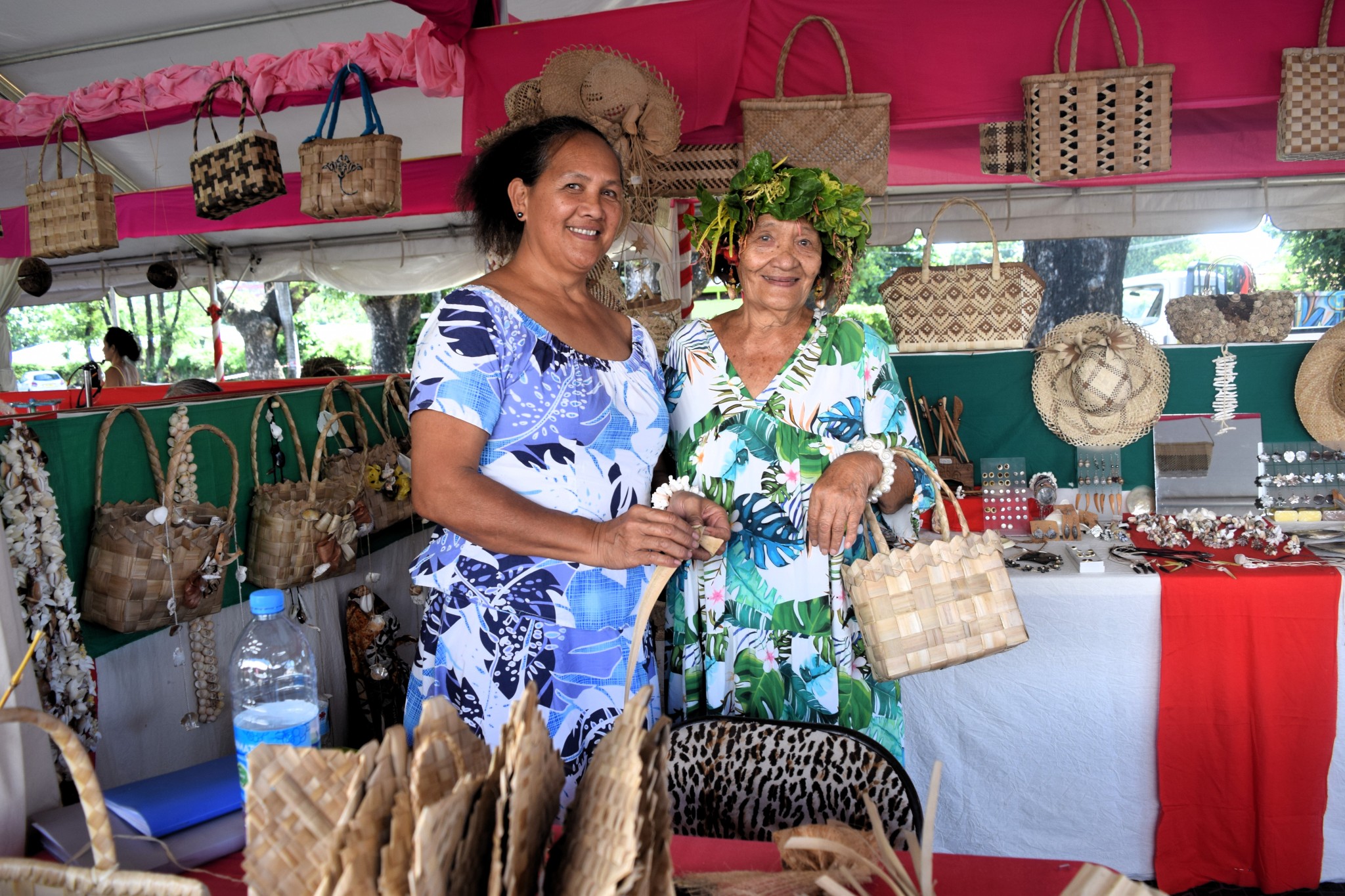 Nathalie Teariki Artisane de Rimatara Femmes de Polynésie Crédit : Lucie Ceccarelli