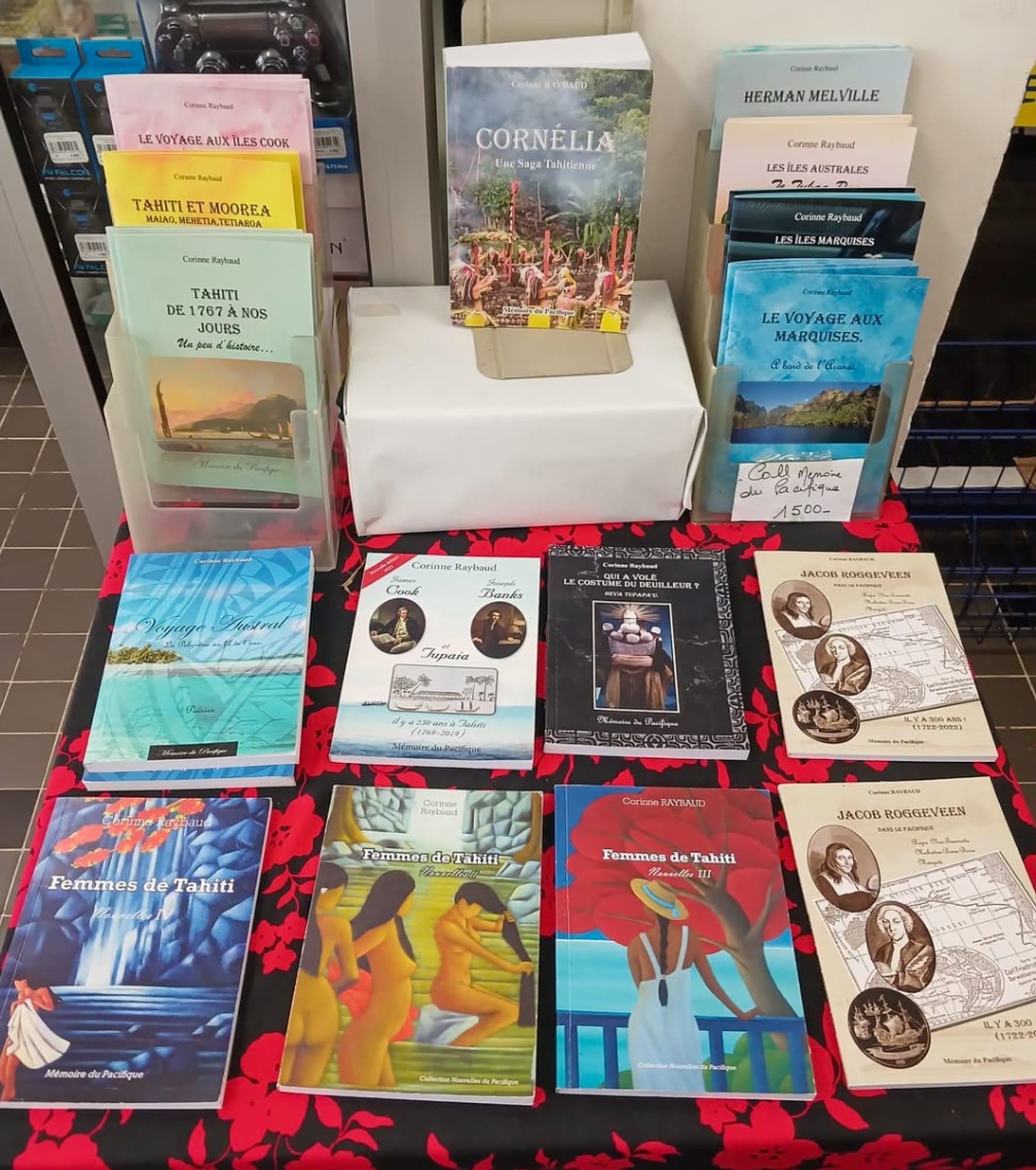 Livres de Corinne Raybaud, écrivaine en Polynésie française