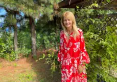 Corinne Raybaud Autrice Tahiti Femmes de Polynesie Credit : Claire-Lise Augereau