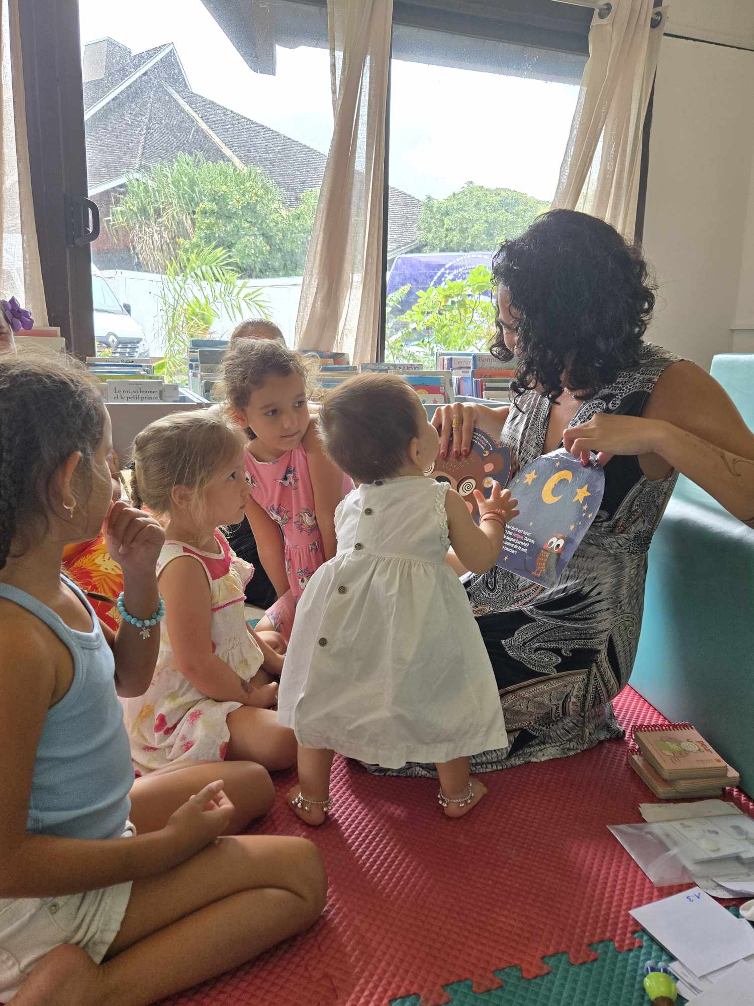 Mahana Deane Femmes de Polynesie Sign'Ensemble Tahiti