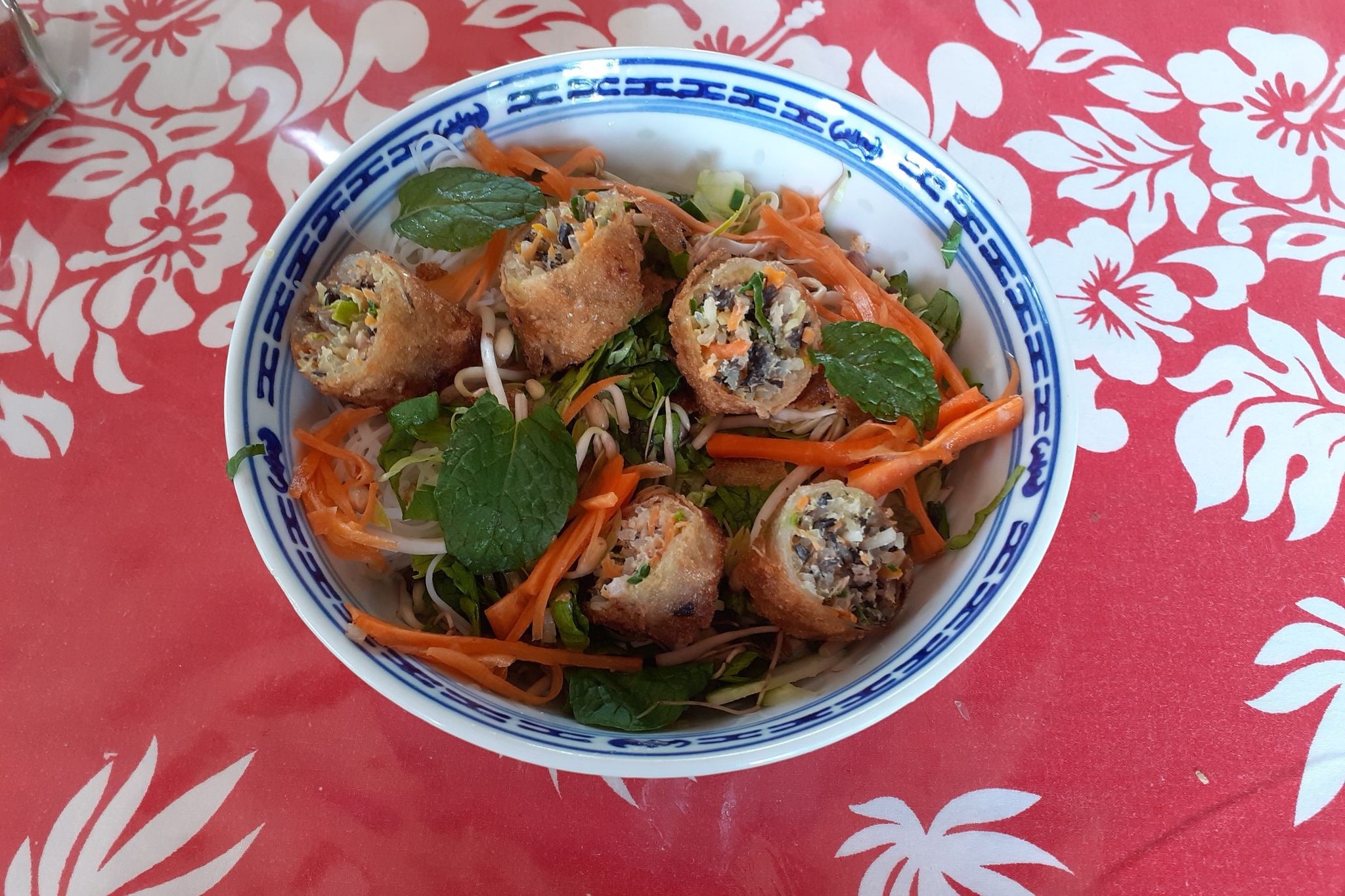 Tata Lan Femmes de Polynesie Credit : Tata Lan