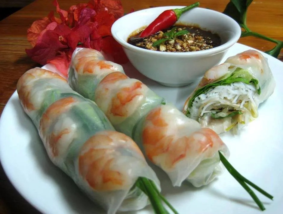 Tata Lan Femmes de Polynesie Credit : Tata Lan