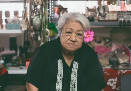 Fauura Bouteau, grande dame de l'artisanat polynésien