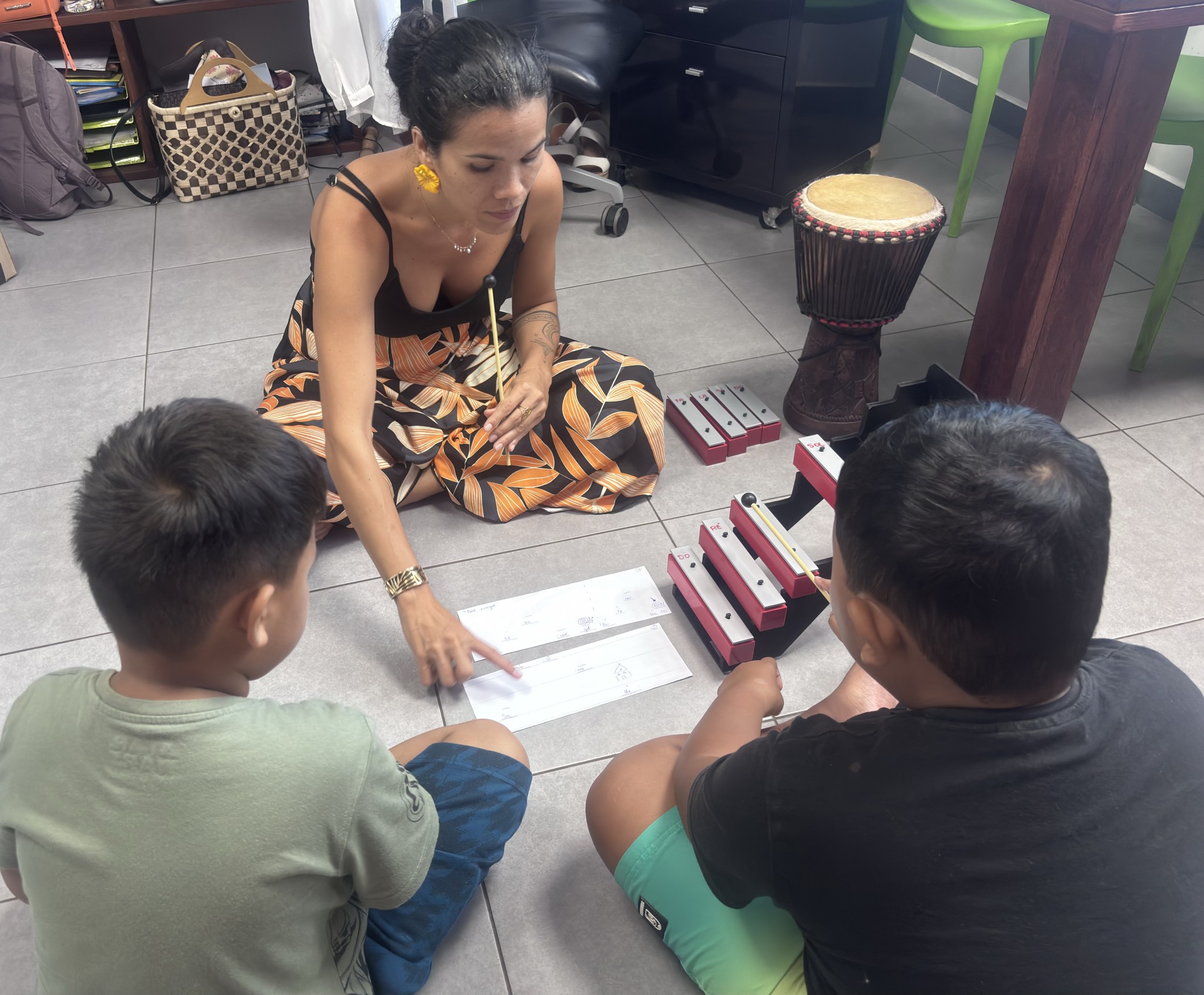 Mahana Deane Femmes de Polynesie Sign'Ensemble Tahiti