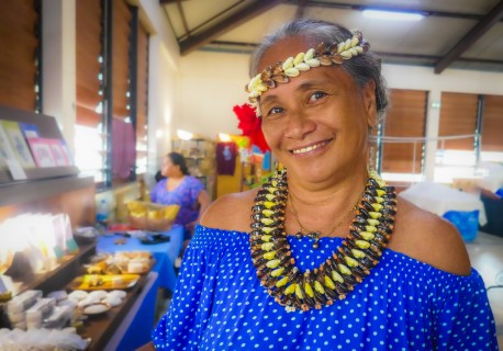 Valentine Cheng Artisane Raiatea Femmes de Polynesie Credit : Gaelle Poyade