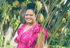 Lehia Mama Femmes de Polynesie Ori Tahiti Credit : Cartouche Louise-Michele